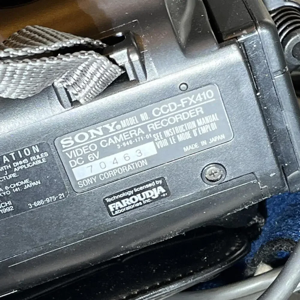 FOR PARTS Genuine Sony (CCD-FX410) Video 8 Handycam Video Camera Recorder